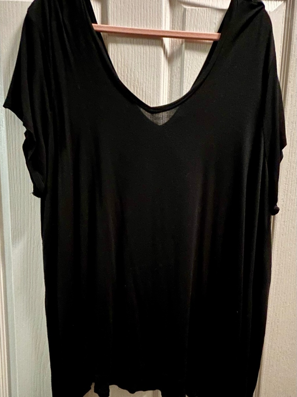 Black Women's V-Neck Short Sleeve Top